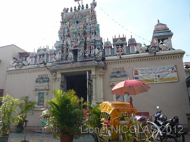 P1050158.JPG - Penang: Le temple Indien