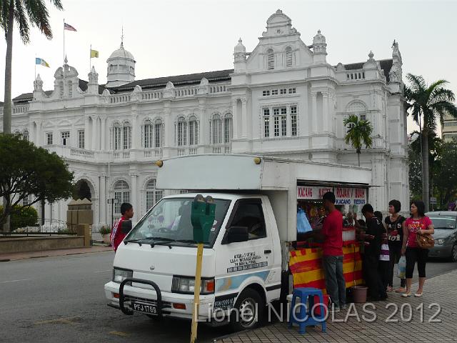 P1050239.JPG - Penang: Le city Hall