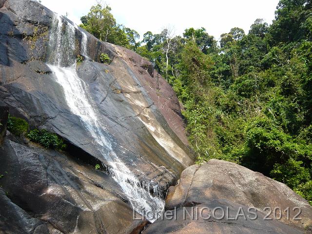 P1050411.JPG - Langkawi: Les chutes d'eau