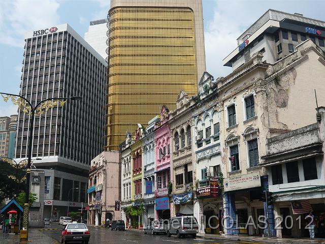 P1050510.JPG - Kuala Lumpur: Modernisme et ancien