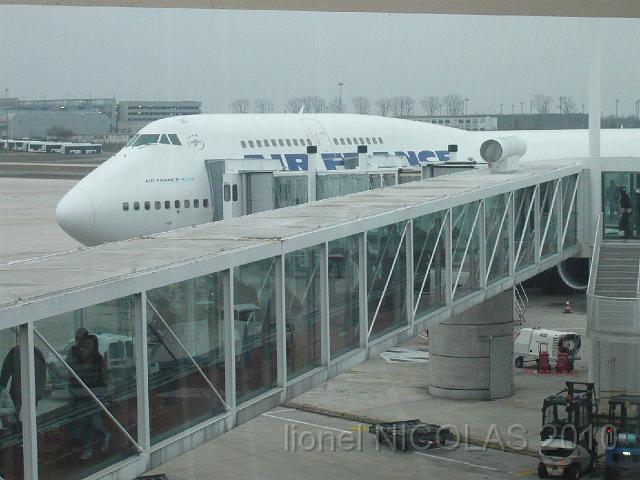 P1020237.JPG - Paris CDG: arrivée du 747-400 d'Air France